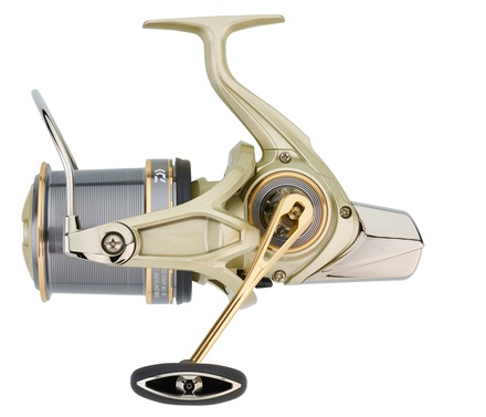 Mulinello da pesca in mare Daiwa 22 Emblem Surf Light 45CW QD-P